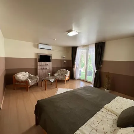 شقة Holler Vendeghaz Ii.